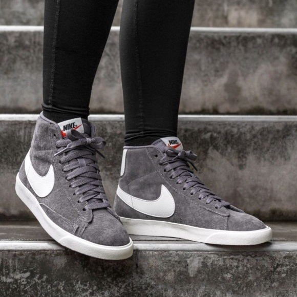 nike w blazer mid vintage suede nike w blazer mid vintage suede